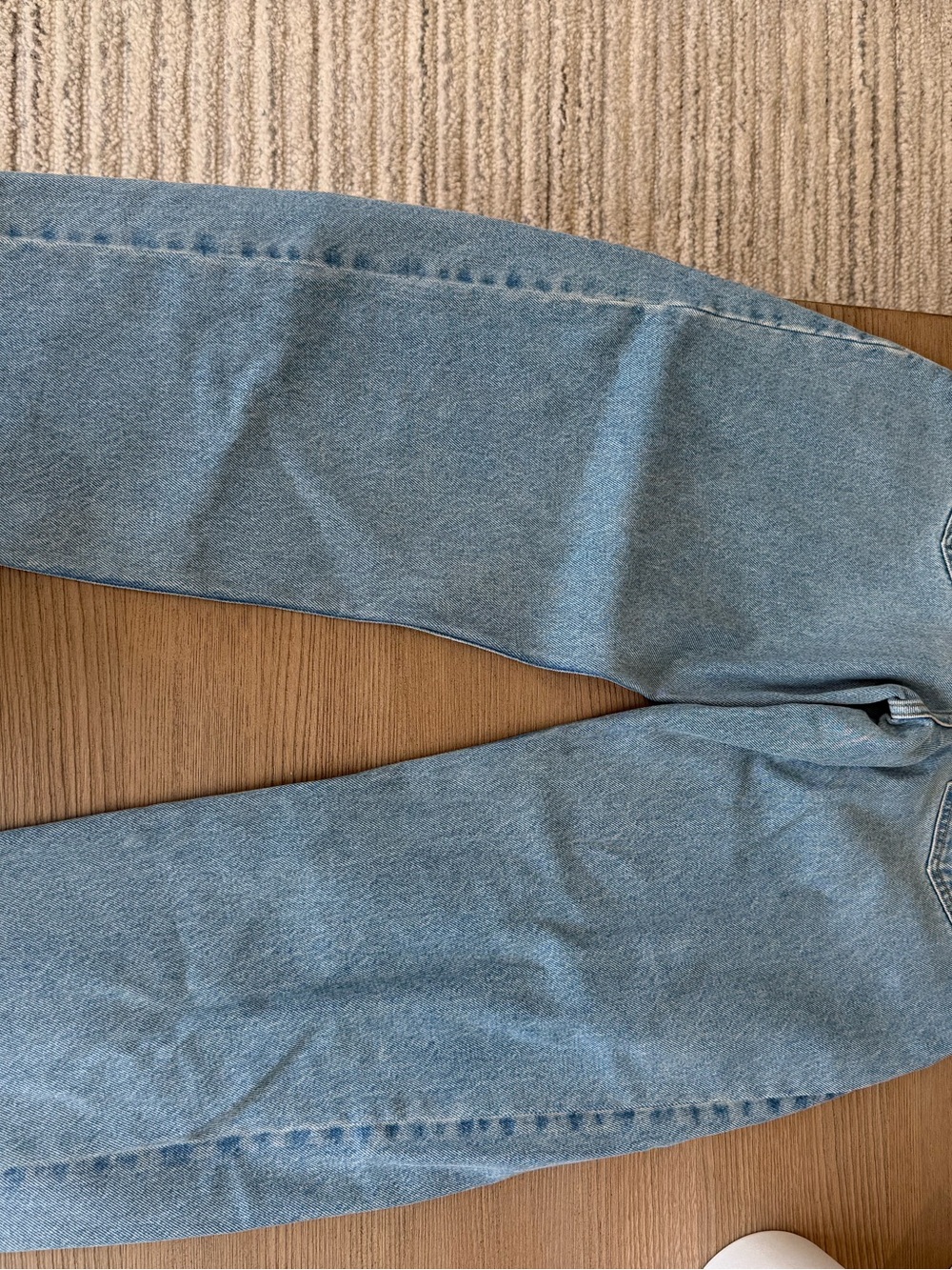 Abercrombie &Fitch Light Blue mid rise barrel jeans- brand new with tags. - Picture 4 of 6